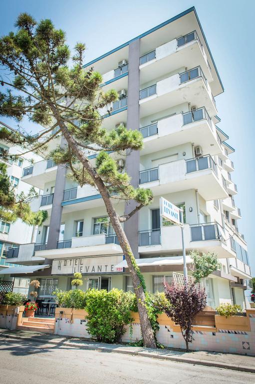 Hotel Levante Sul Mare Lido Di Savio Exteriör bild